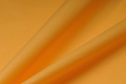 1 Rolle Seidenpapier A06, orange, 28g/m², 350m, 75cm 1 Rolle Seidenpapier A06, orange, 28g/m², 350m, 75cm